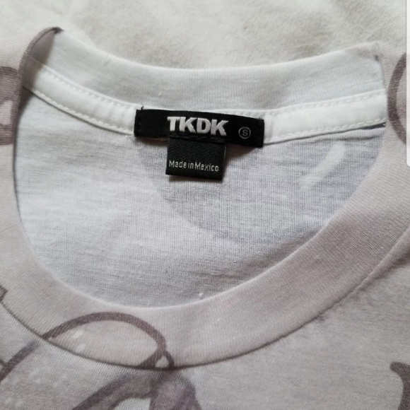 Tokidoki burger bear t-shirt NEW with tag - Picture 5 of 8